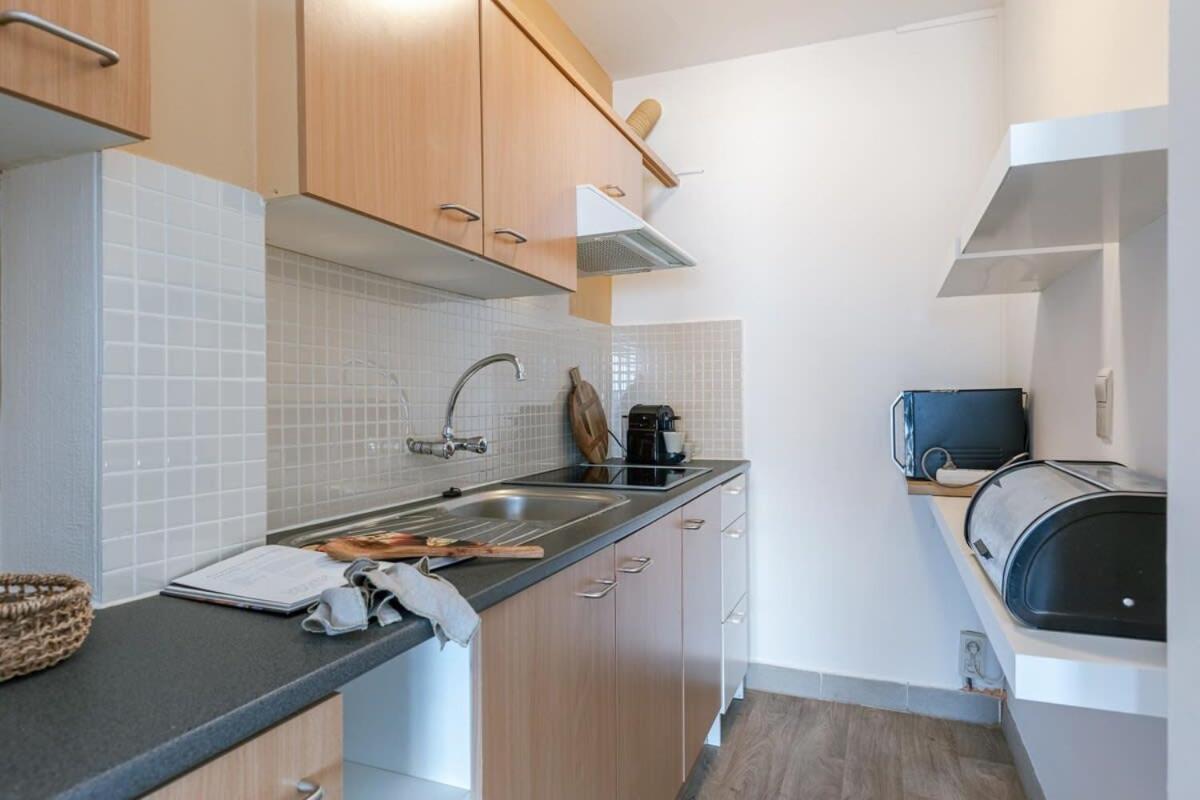 Huswell - Enjoyable Apartment With Sea View De Haan Luaran gambar
