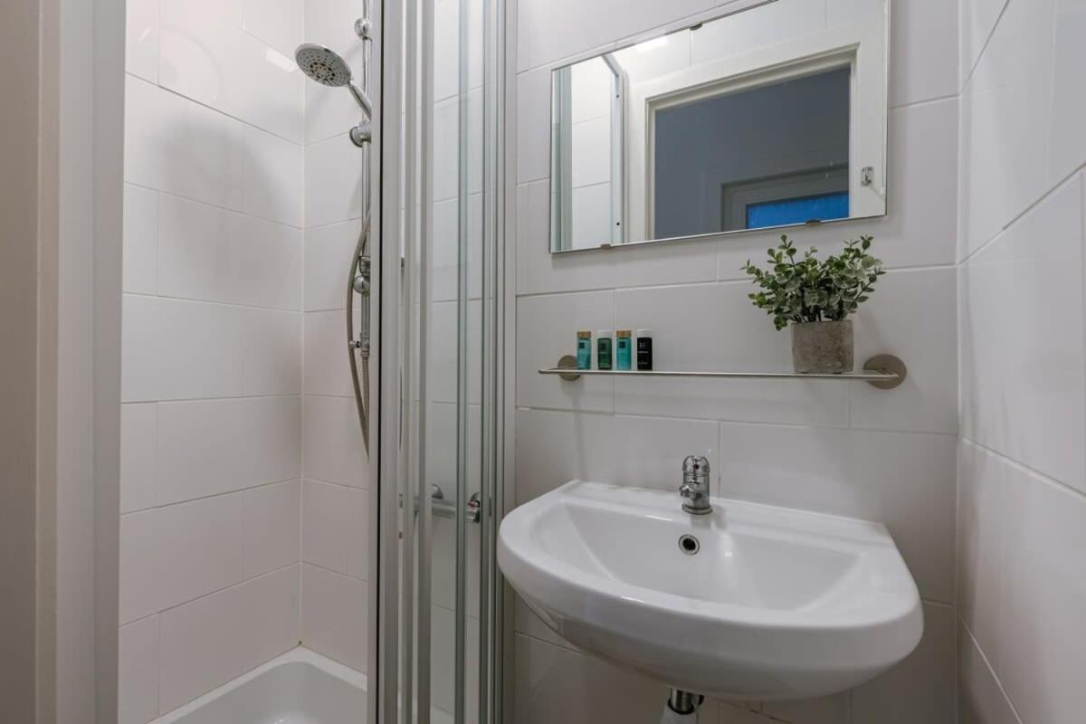 Huswell - Enjoyable Apartment With Sea View De Haan Luaran gambar